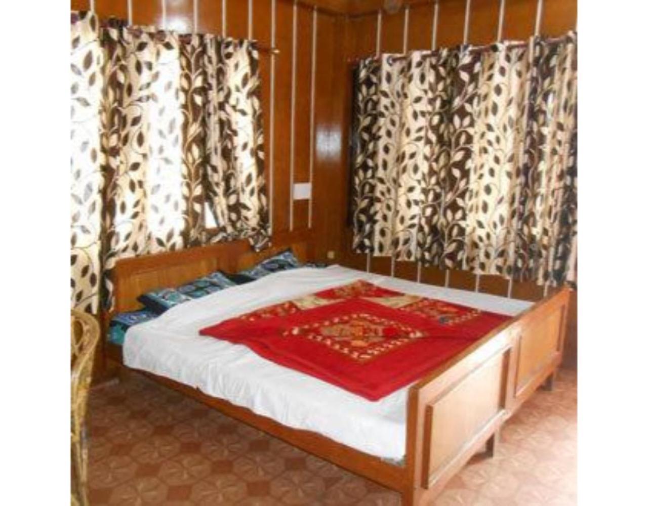 Hotel Rock Stone Mussoorie Exterior photo